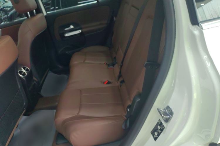 Used Mercedes-Benz GLB 2023 Refreshed GLB 200 Dynamic Edition