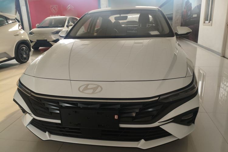 Used Hyundai Elantra 2023 1.5L CVT GLX Elite Edition

