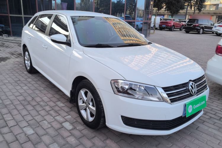 Used Volkswagen Gran Lavida 2013 1.6L Automatic Fashion Model
