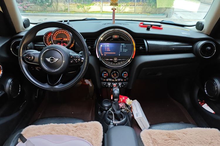 Used MINI MINI 2015 2.0T COOPER S Five-Door Edition
