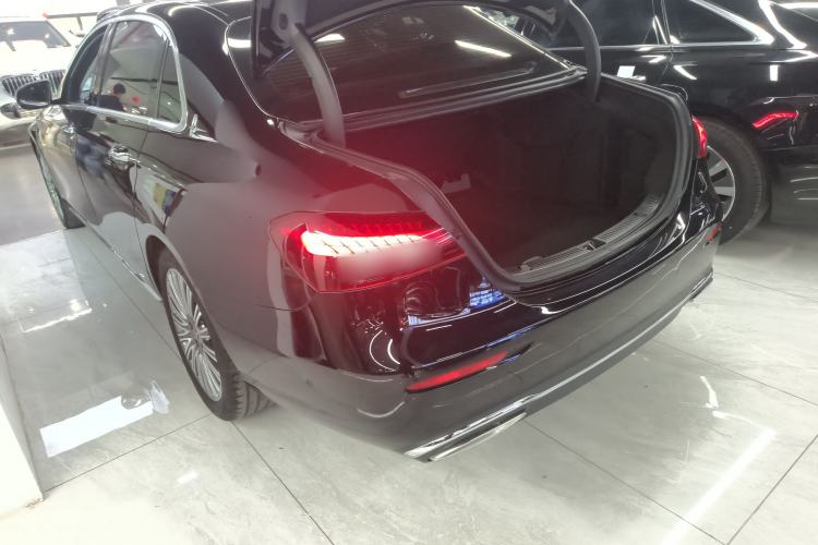 Used Mercedes-Benz E-Class 2023 Updated E 300 L Fashion Edition
