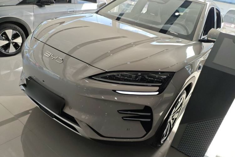 Used BYD Song PLUS New Energy 2025 EV Intelligent Driving Version 520km Premium Model
