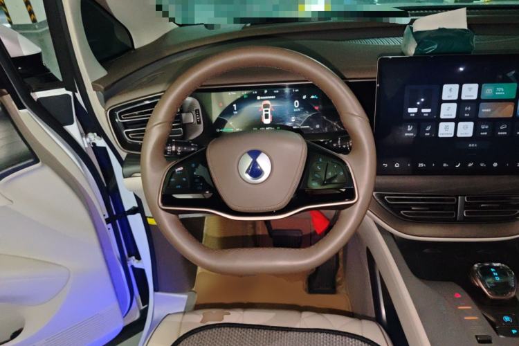 Used Denza D9 2022 DM-i 970 Four-Wheel Drive Prestige Model