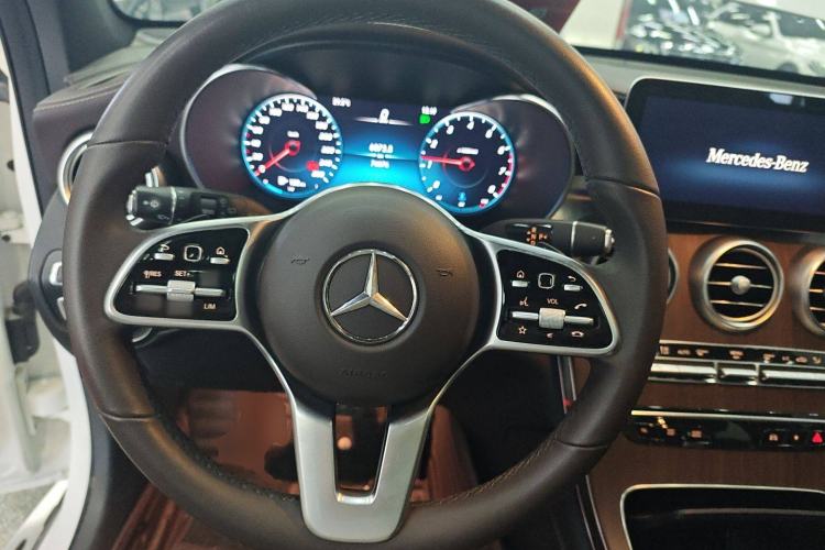 Used Mercedes-Benz GLC 2021 GLC 300 L 4MATIC Dynamic Model
