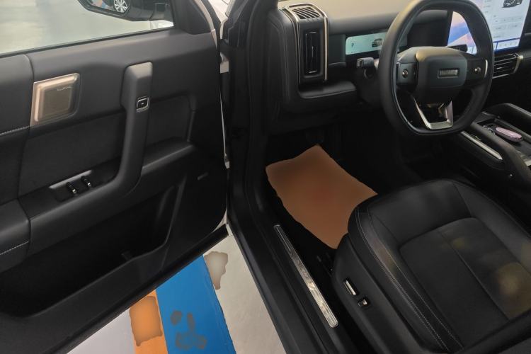 Used iCAR 03T 2024 501km Four-wheel Drive Long-range Enjoyment Version
