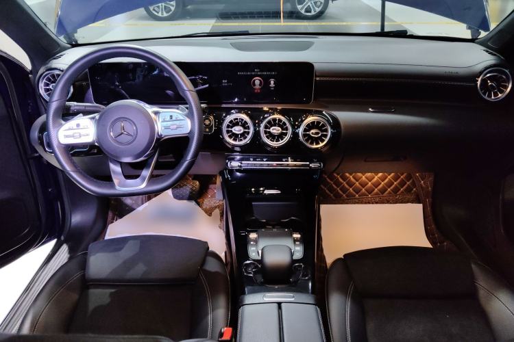 Used Mercedes-Benz A-Class 2020 Restyled A 200 L Sport Sedan Fashion Version