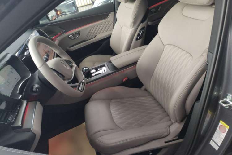 Used BYD Han 2024 DM-i Glory Edition 121KM Premium Model
