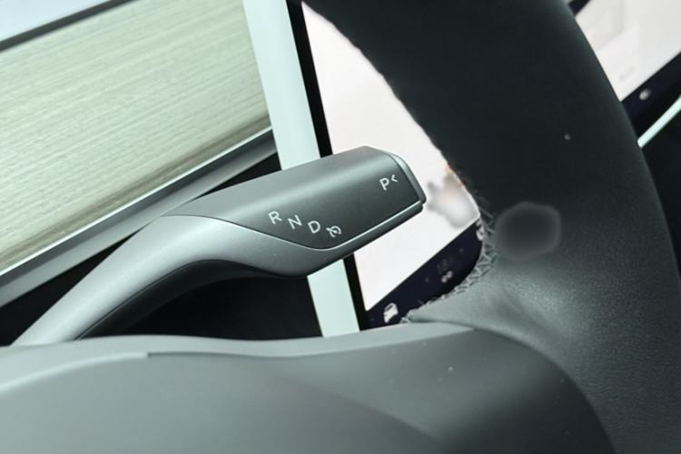 TDK.VehicleDetails.img