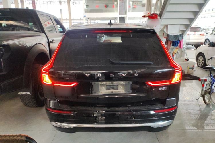 Used Volvo XC60 2022 B5 4x4 Smart Luxury Edition
