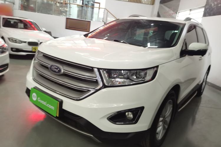 Used Ford Edge 2018 EcoBoost 245 Two-Wheel-Drive Platinum Edition 5 Seats