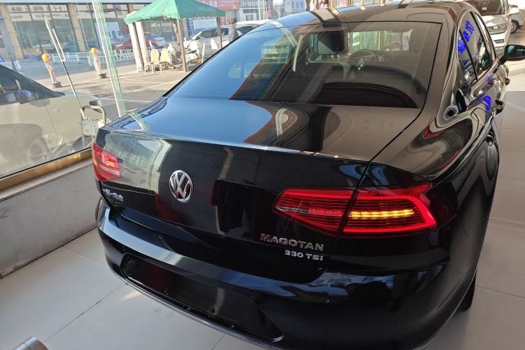 Used Volkswagen Magotan 2018 Facelift 330TSI DSG Luxury Model