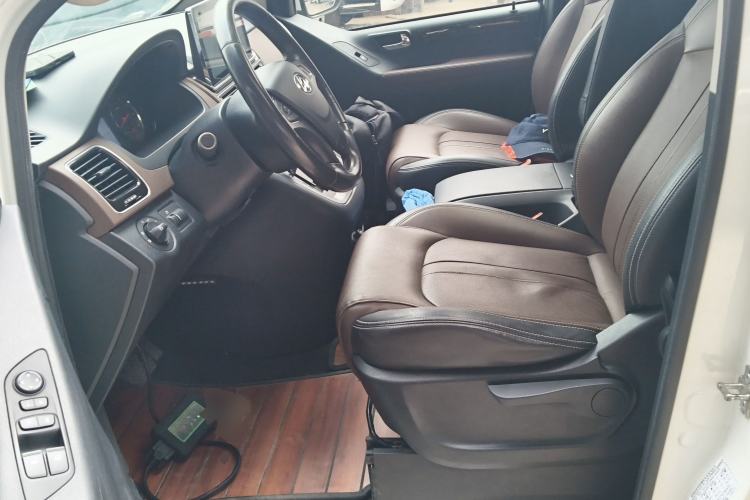 Used SAIC MAXUS G10 2016 2.0T Automatic Luxury Executive Edition