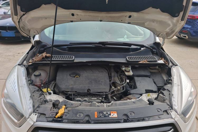 Used Ford Kuga 2018 EcoBoost 180 Two-Wheel-Drive Cognac Special Edition
