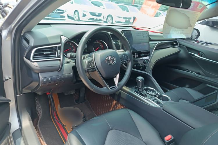 Used Toyota Camry 2021 2.0S FENGSHANG Edition
