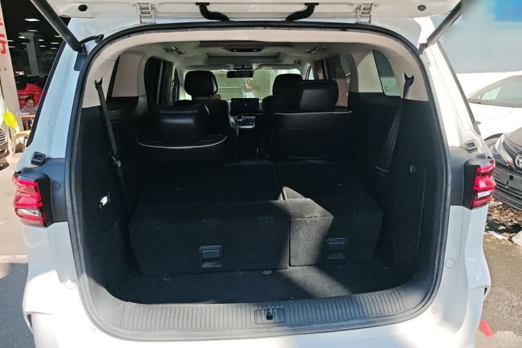 Used Roewe iMAX8 2021 400TGI Supreme Series Lu Zun Edition
