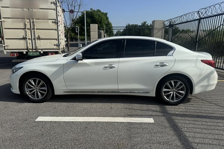 Used Infiniti Q50L 2016 2.0T Enjoyment Edition
