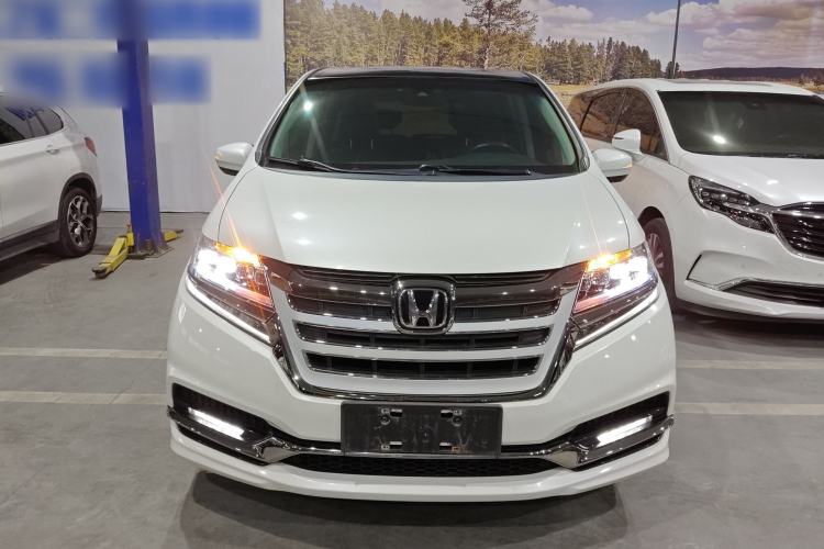 Used Honda Elysion 2019 2.0L Hybrid Luxury Edition

