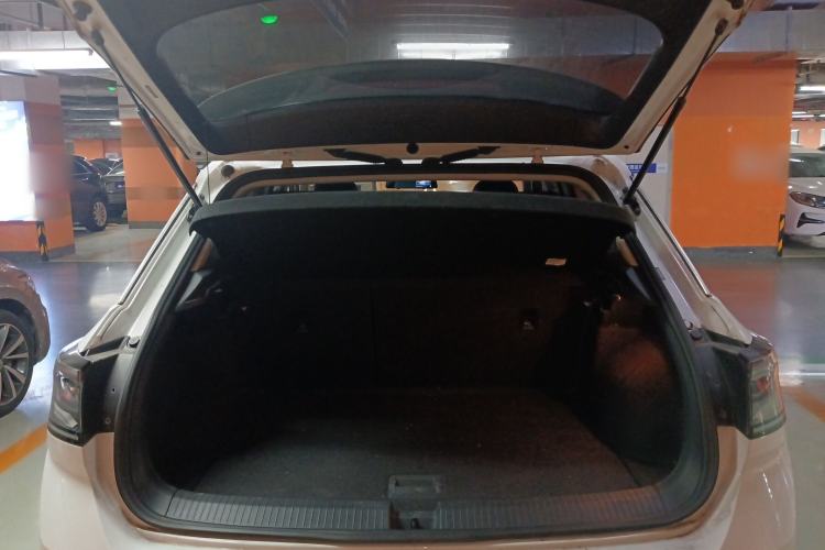 Used Volkswagen T-ROC 2023 280TSI DSG Two-Wheel Drive Time Edition
