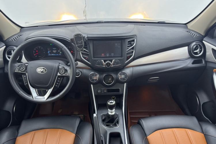 Used BYD Song 2016 1.5TI Manual Luxury Model
