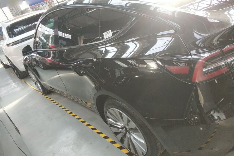 Used Tesla Model Y 2021 Standard Range Rear-Wheel Drive Version