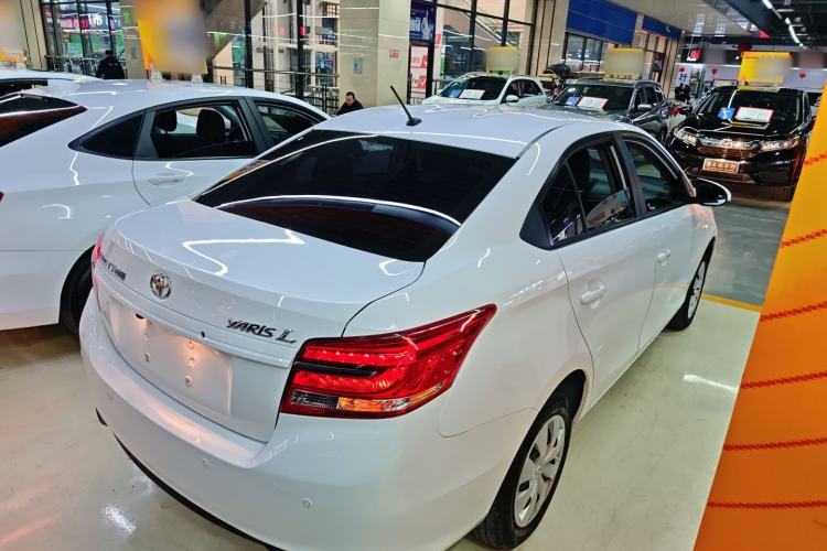 Used Toyota YARiS L 2020 1.5L CVT Leading Edition
