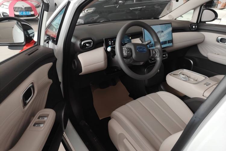 Used AION UT 2025 330 Starlight Edition
