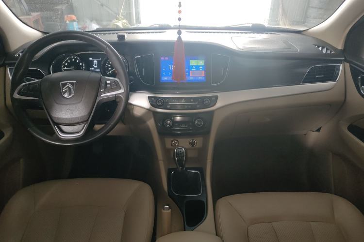 Used Baojun 730 2016 1.5L Manual Luxury Edition 7 Seats