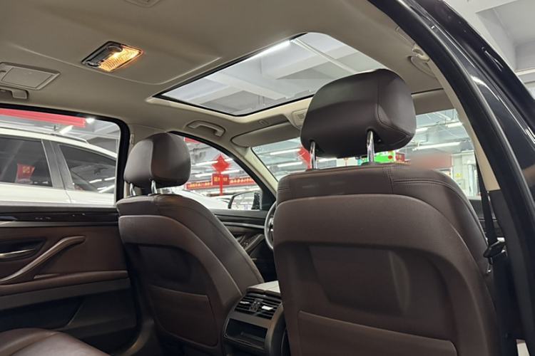 Used BMW 5 Series 2014 525Li Luxury Design Package
