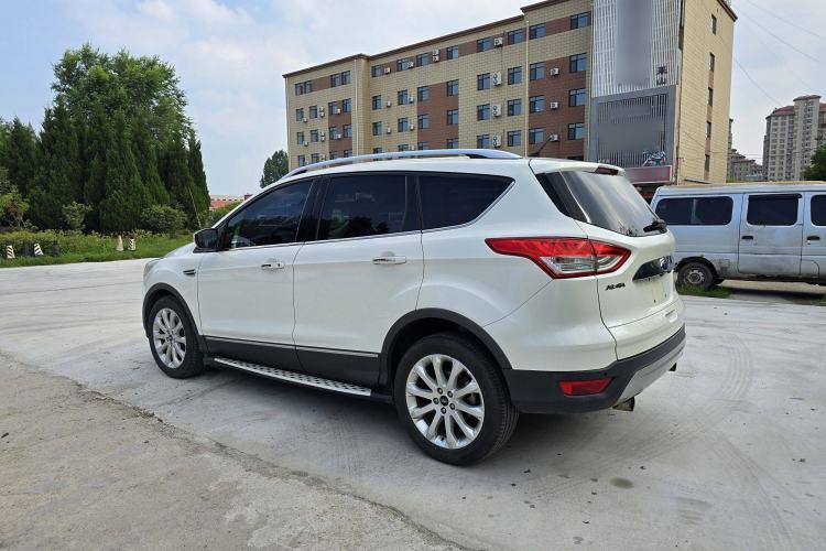 Used Ford Kuga 2015 1.5L GTDi Four-Wheel-Drive Elite Model

