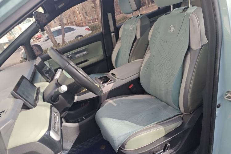 Used AION Y 2023 Plus 510 Smart Edition