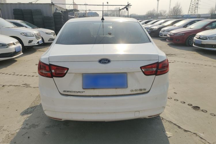 Used Ford Escort 2015 1.5L Manual Comfort Model
