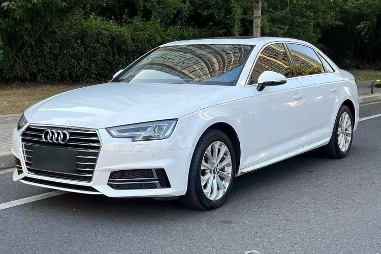 Used Audi A4L 2019 40 TFSI Ambition China VI
