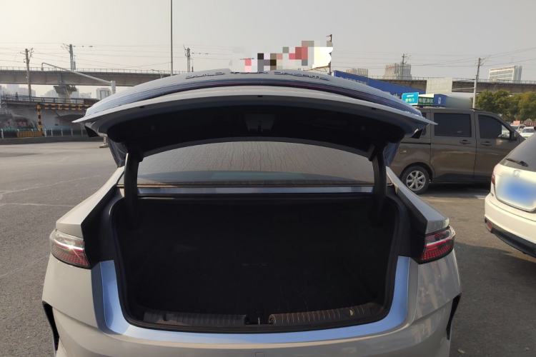 Used BYD Seal 2022 550 km Standard Range Rear-Wheel Drive Prestige Version
