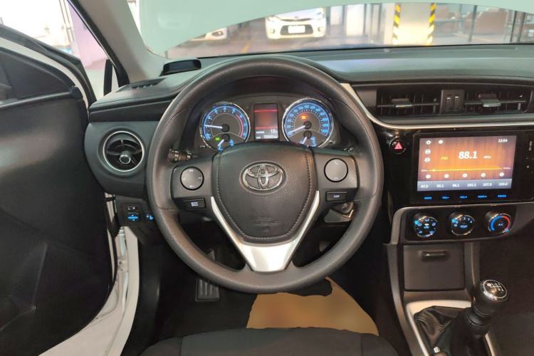 Used Toyota Corolla 2017 Revised Version 1.2T Manual GL-i