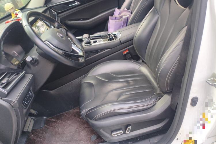 Used Changan CS85 COUPE 2019 1.5T DCT Luxury Version China VI Standard