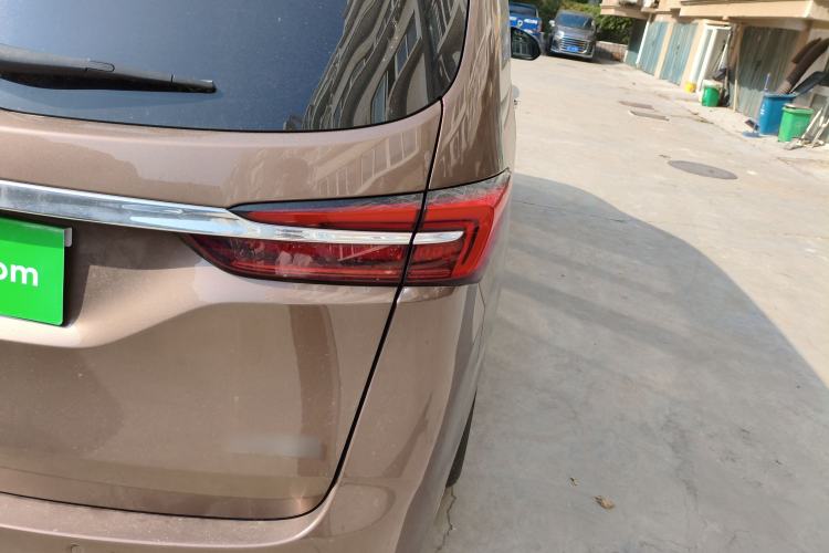 Used Buick GL8 2021 Land Cruiser Executive Class 652T Luxury Model
