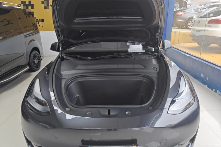 Used Tesla Model Y 2024 Rear-Wheel-Drive Version
