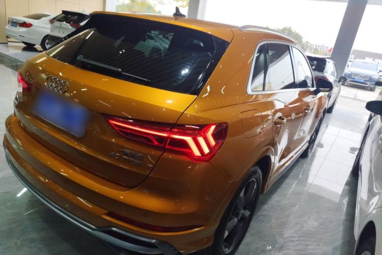 Used Audi Q3 2019 40 TFSI Fashion Dynamic Model