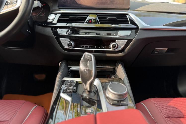 Used BMW 5 Series 2022 Restyled 530Li Leading Edition M Sport Package
