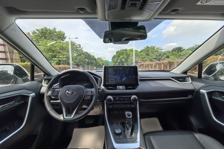 Used Toyota RAV4 2020 2.0L CVT Four-Wheel Drive Prestige Edition