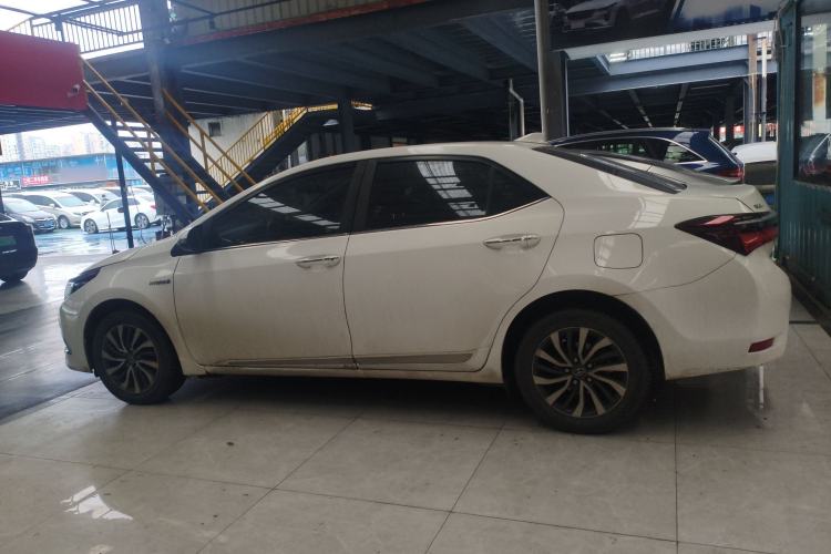 Used Toyota Corolla 2017 Revised Dual-Engine 1.8L E-CVT Leading Edition