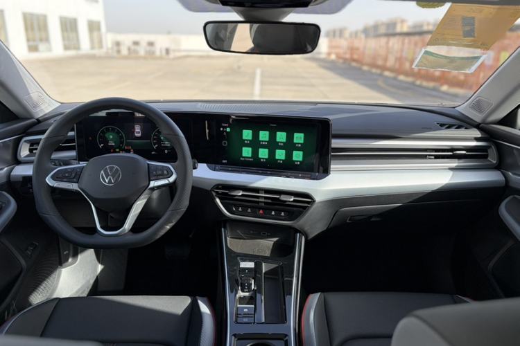 Used Volkswagen Lamando 2025 Lavida L 280TSI DSG Cool & Spicy Edition
