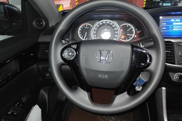 Used Honda Accord 2016 2.0L Comfort Edition
