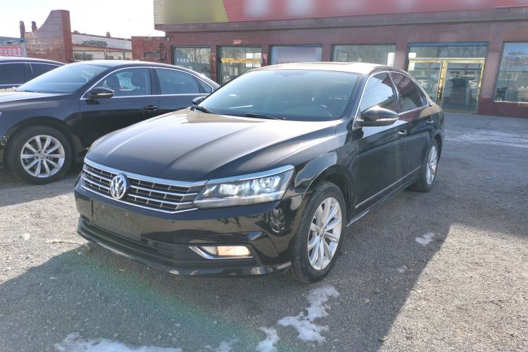 Used Volkswagen Passat 2017 330TSI DSG Luxury Edition
