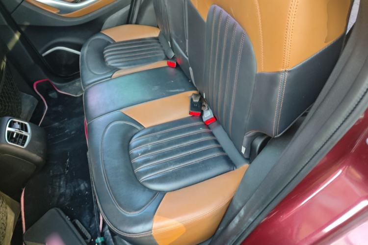 Used Soueast DX7 2015 1.5T Manual Luxury Model
