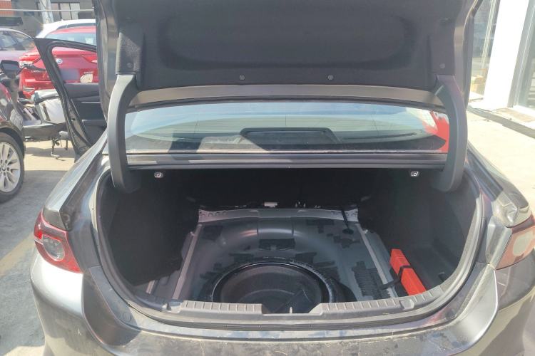 Used Mazda Mazda 3 Axela 2020 2.0L Automatic ZhiXuan Edition