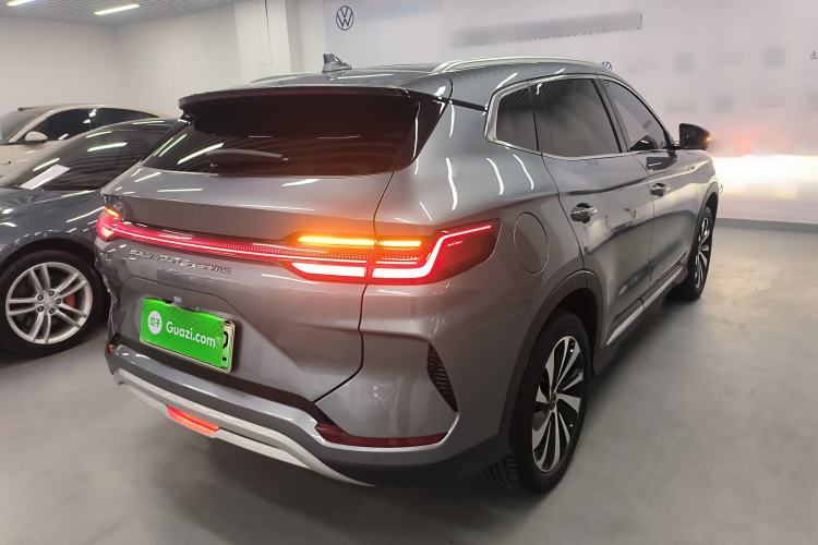 Used BYD Song PLUS New Energy 2023 Champion Edition EV 520KM Prestige Model
