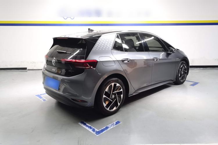 Used Volkswagen ID.3 2024 Outstanding Edition
