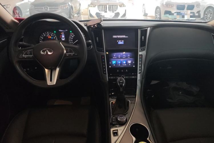 Used Infiniti Q50L 2018 2.0T Enjoyment Version China VI Standard