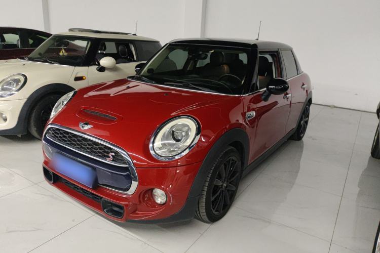 Used  MINI 2016 2.0T COOPER S Pioneer Edition Five-Door Model
